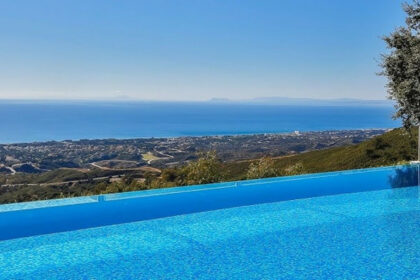 4d7399b8117a34a908fbd164da800441 - 19