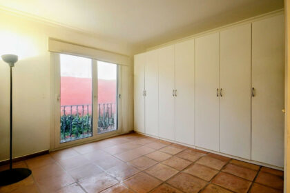 4d7399b8117a34a908fbd164da800441 - 8