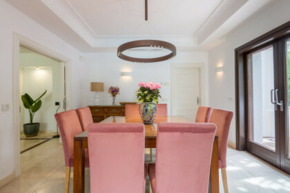 4ebe843c82714413cdcc353c8ad67c88 - 11