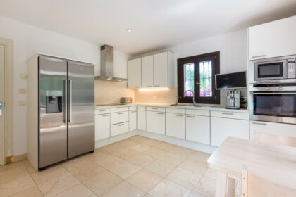 4ebe843c82714413cdcc353c8ad67c88 - 12