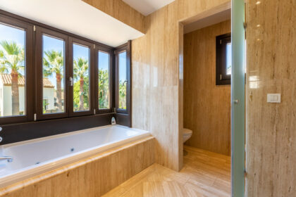 4ebe843c82714413cdcc353c8ad67c88 - 19