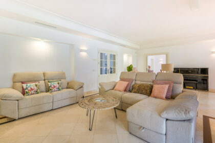 4ebe843c82714413cdcc353c8ad67c88 - 9