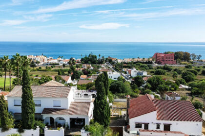 4f340bda79a27f6b6fde146a15f59771 - 10