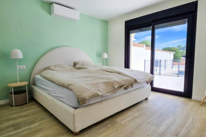 4f340bda79a27f6b6fde146a15f59771 - 24