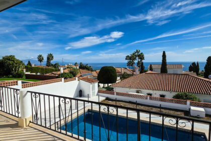 4f340bda79a27f6b6fde146a15f59771 - 5