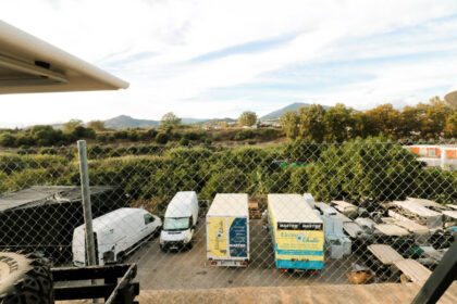 501a46b58579b7e87a9b5f4d06066f20 - 32