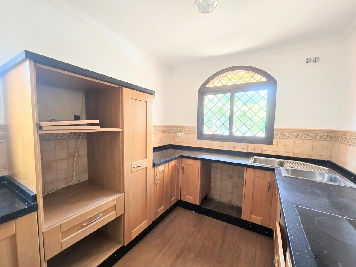 5089e5be31d50dc11cdb898fba382b9d - 14