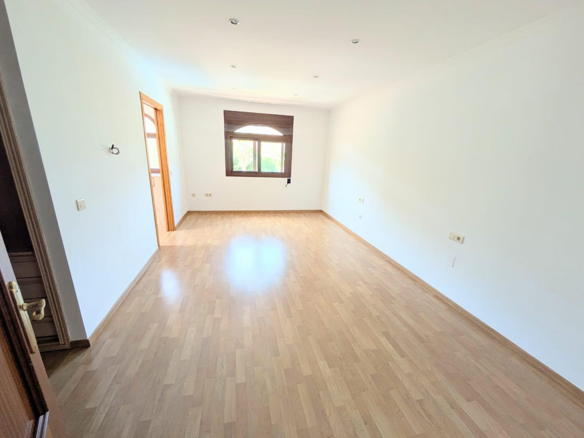 5089e5be31d50dc11cdb898fba382b9d - 17