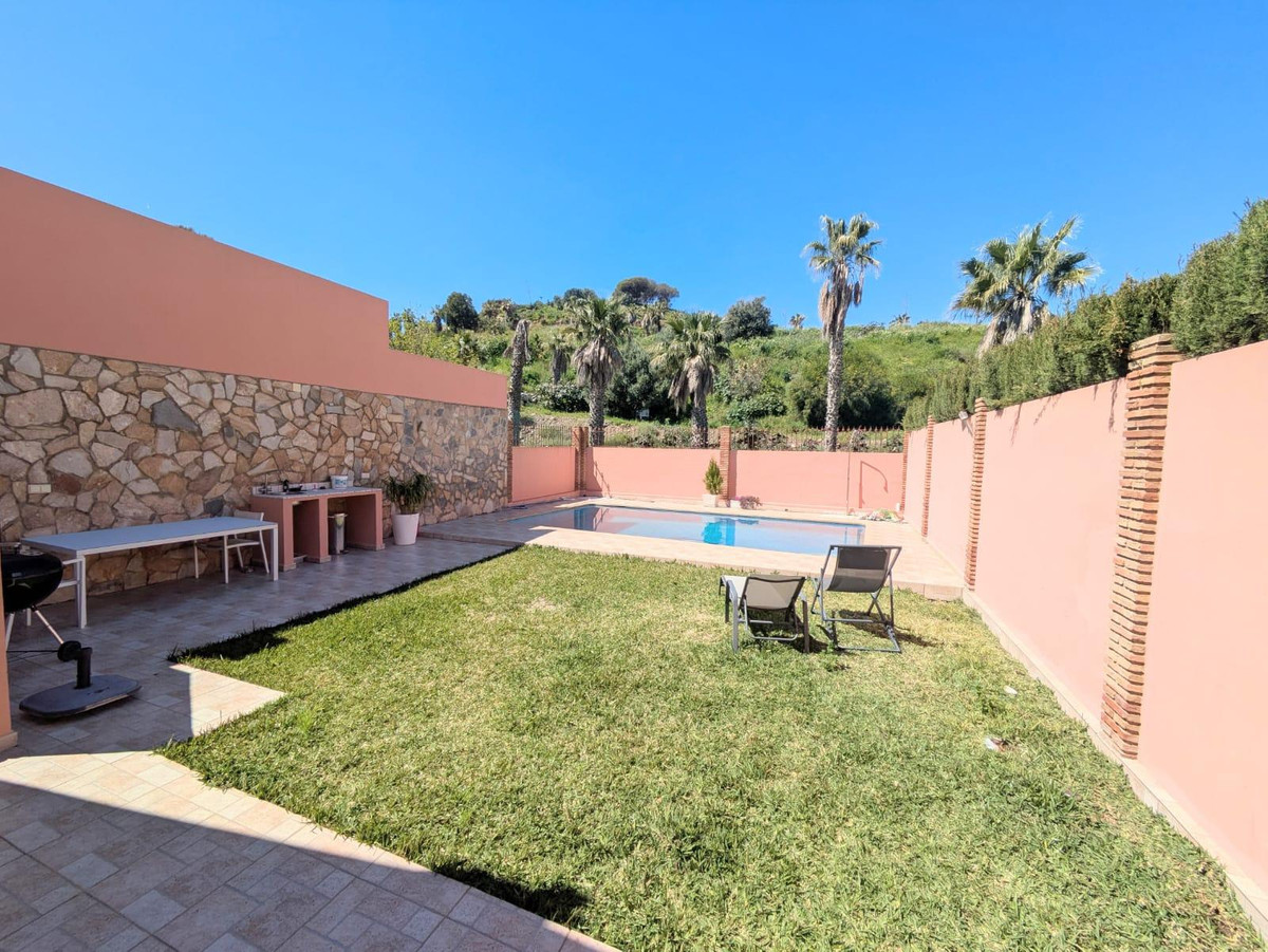 5089e5be31d50dc11cdb898fba382b9d - 4