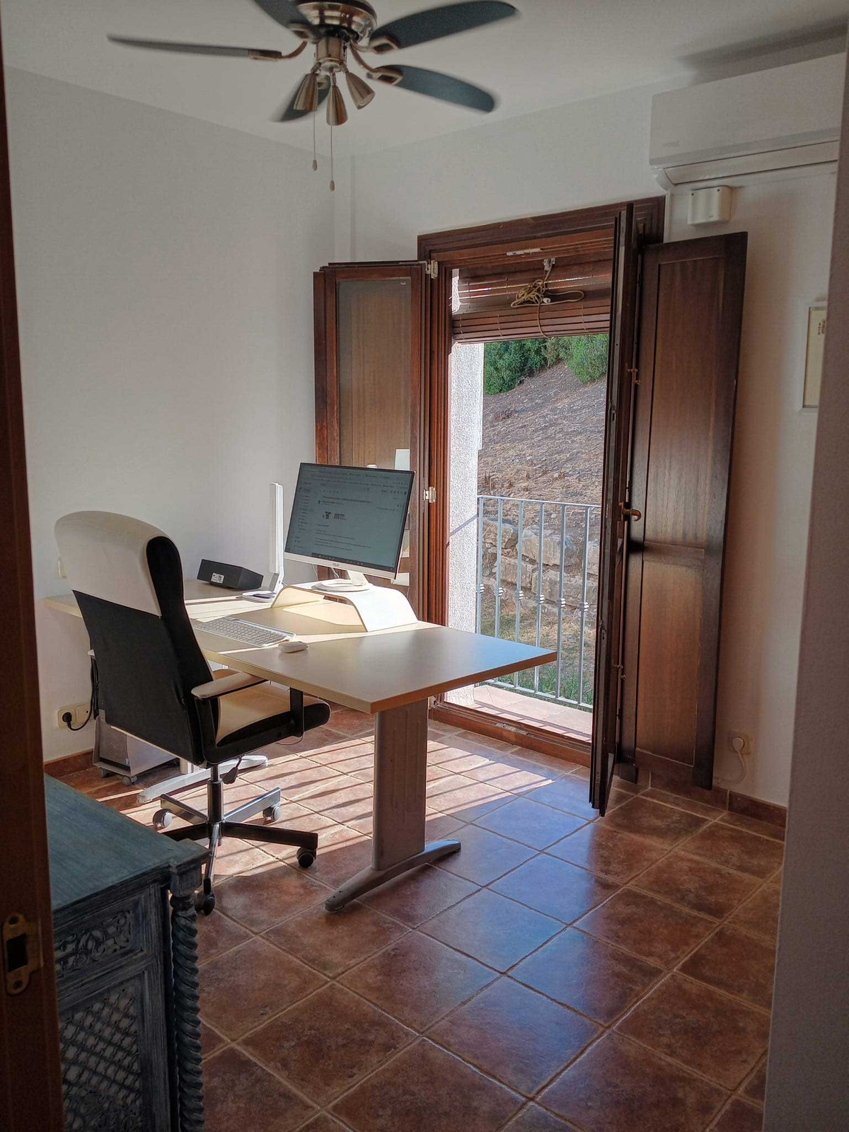 50c7f267c9deb8d8b5a7bf05267b8fb3 - 15