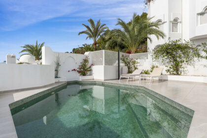 518cee1860febc10e59dcebbb7000dcc - 28