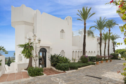 518cee1860febc10e59dcebbb7000dcc - 32