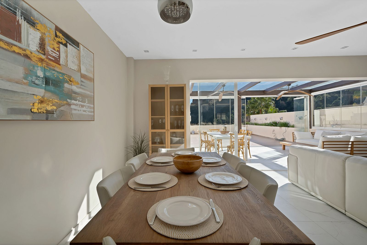 51c68d176c707a1d631b3f6f205c1ed1 - 12