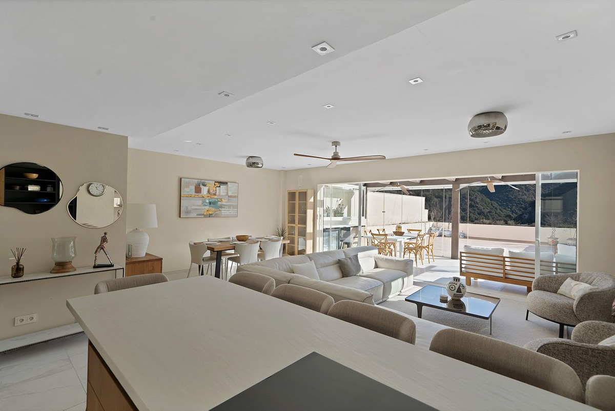 51c68d176c707a1d631b3f6f205c1ed1 - 18