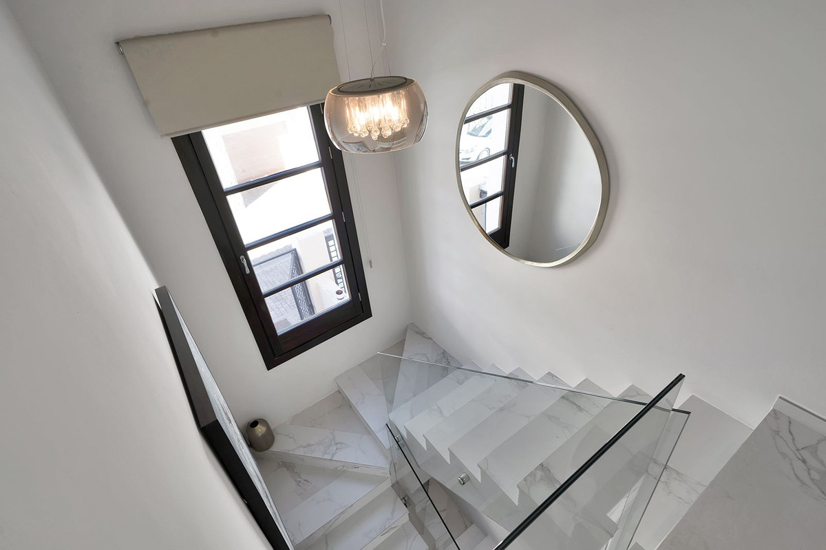 51c68d176c707a1d631b3f6f205c1ed1 - 33