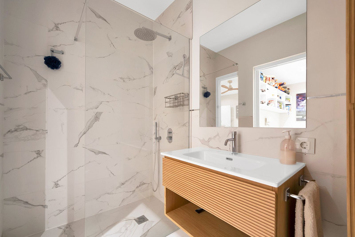 51c68d176c707a1d631b3f6f205c1ed1 - 36