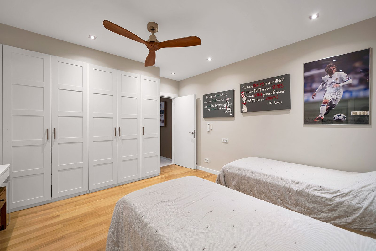 51c68d176c707a1d631b3f6f205c1ed1 - 37