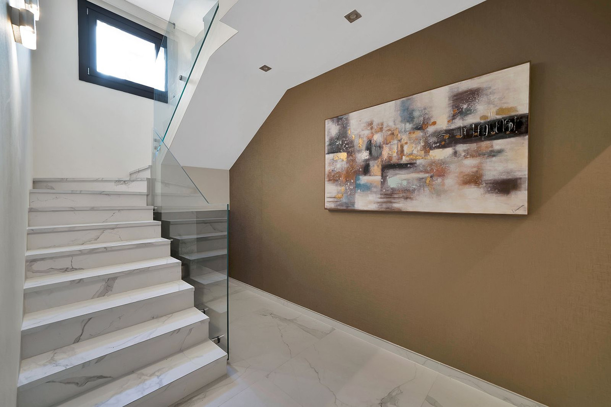 51c68d176c707a1d631b3f6f205c1ed1 - 39