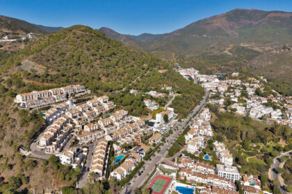 51c68d176c707a1d631b3f6f205c1ed1 - 49