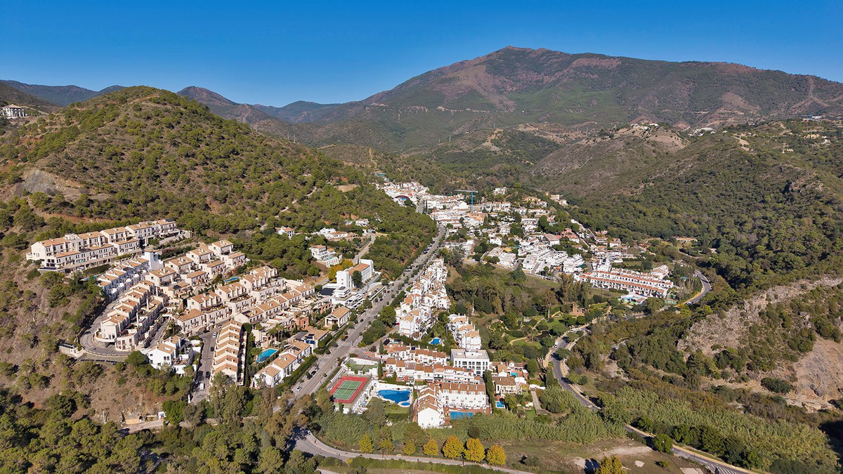 51c68d176c707a1d631b3f6f205c1ed1 - 52