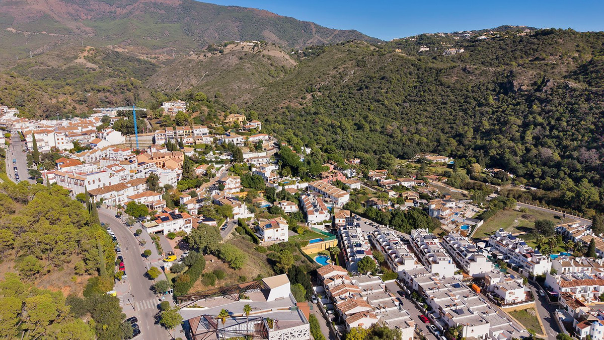 51c68d176c707a1d631b3f6f205c1ed1 - 54