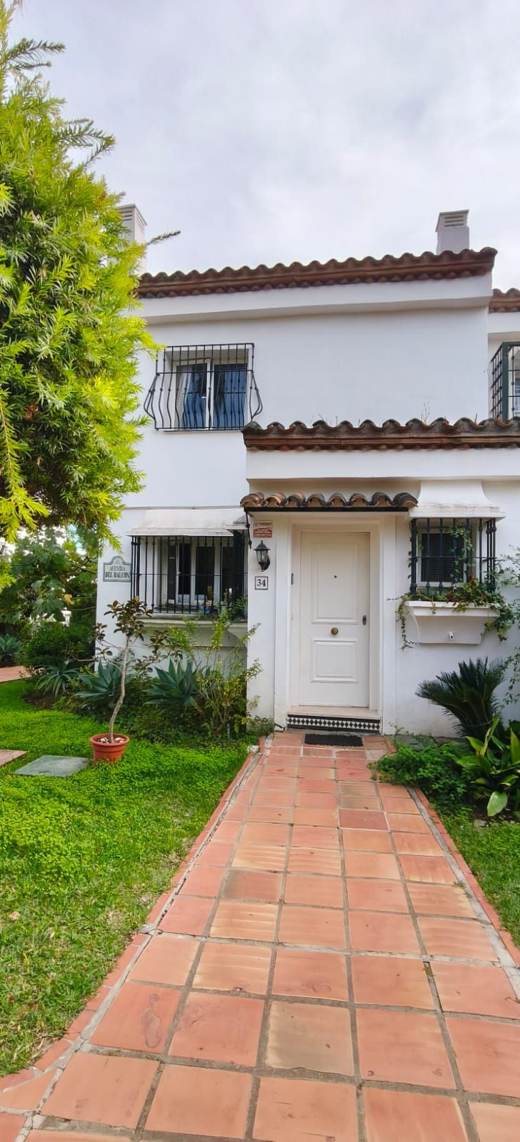 51c99fd9383e9ff582902557b4866832 - 15