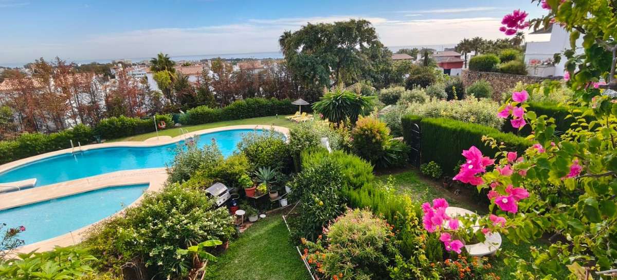 51c99fd9383e9ff582902557b4866832 - 2