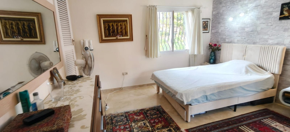 51c99fd9383e9ff582902557b4866832 - 9