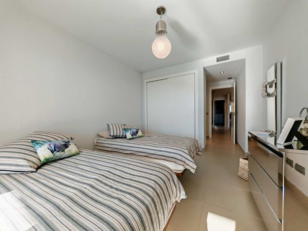 51cade4bb9a30d9c0aaf18b8c943f467 - 10