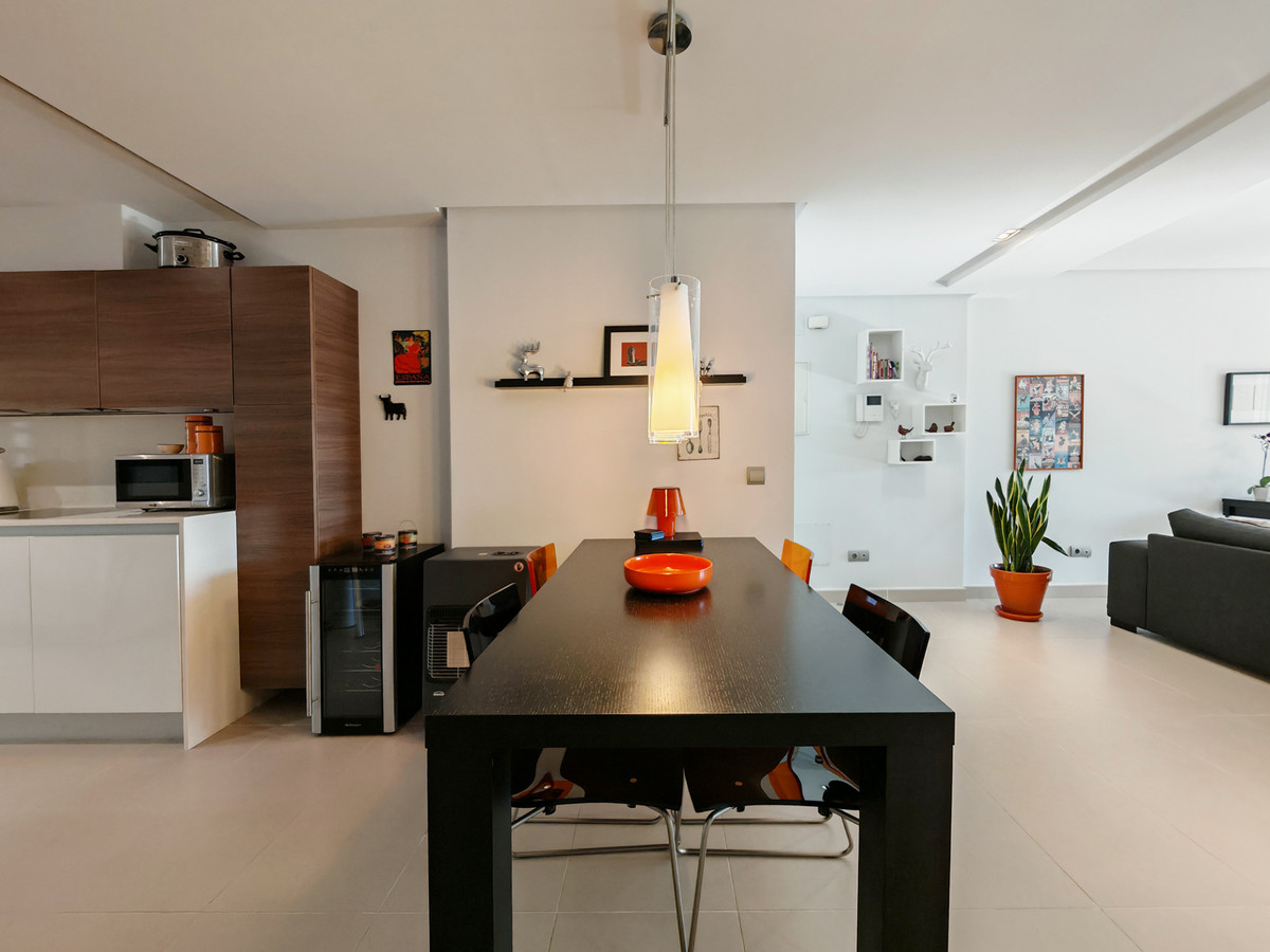 51cade4bb9a30d9c0aaf18b8c943f467 - 5