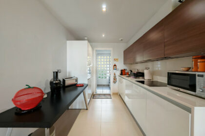 51cade4bb9a30d9c0aaf18b8c943f467 - 7