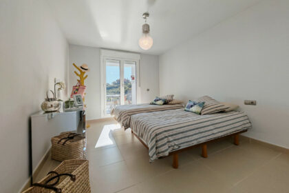 51cade4bb9a30d9c0aaf18b8c943f467 - 8