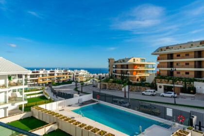 523bdcff7d0de5289d46e419ab8f460e - 14