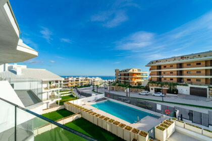 523bdcff7d0de5289d46e419ab8f460e - 15