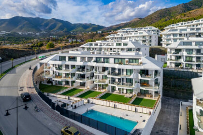 523bdcff7d0de5289d46e419ab8f460e - 26