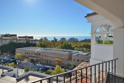 528f0b1d80414ed6c6be7653dd4b9f54 - 2