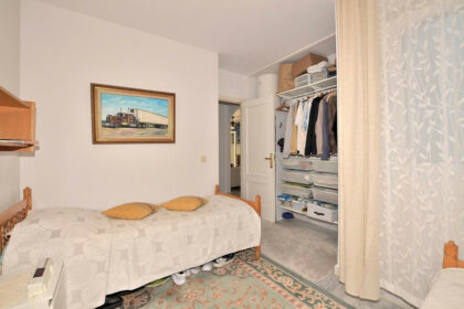 528f0b1d80414ed6c6be7653dd4b9f54 - 22