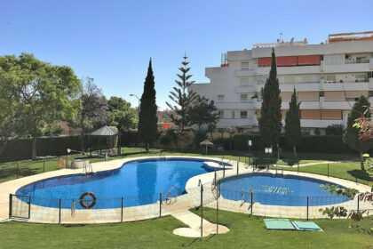 528f0b1d80414ed6c6be7653dd4b9f54 - 30