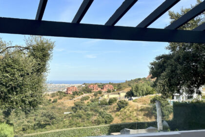 52edc9c0fa4f179386b17aed3c965994 - 13