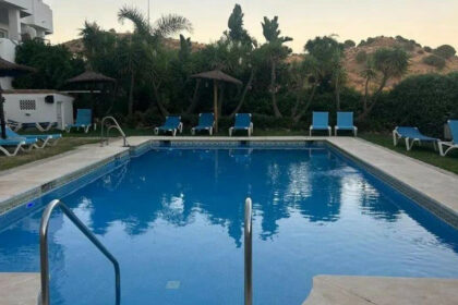 536d4a2fdf6ec9b84b10c20d9a896c31 - 24