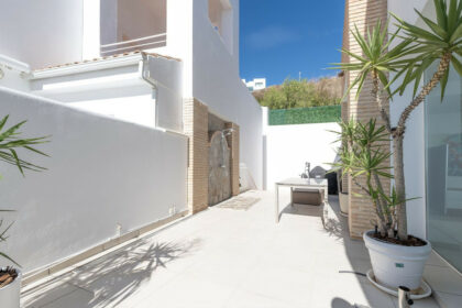 538a4d48ca0173cc031b2d81481e8065 - 10