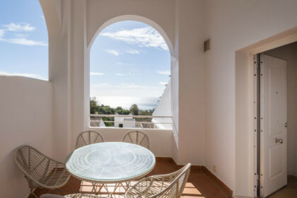 538a4d48ca0173cc031b2d81481e8065 - 24