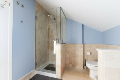 538a4d48ca0173cc031b2d81481e8065 - 30