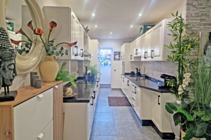 53b6a94c1b66a2a72204f22445023909 - 10