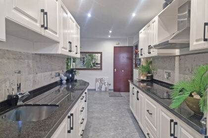 53b6a94c1b66a2a72204f22445023909 - 15