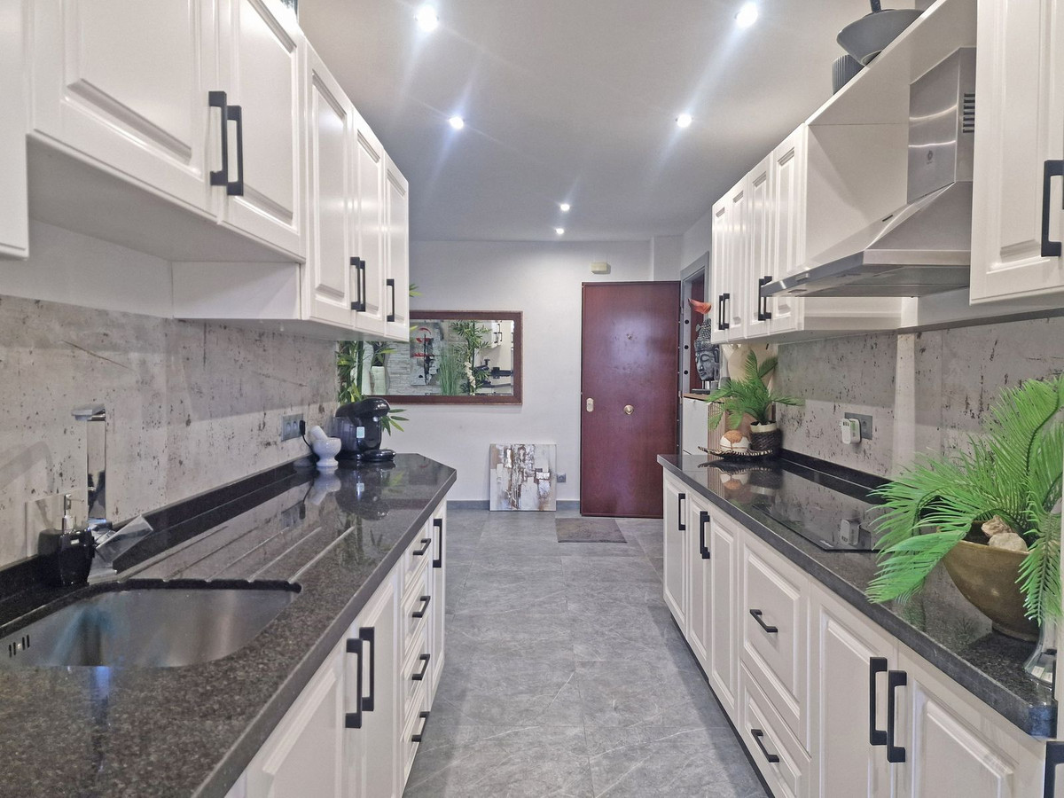 53b6a94c1b66a2a72204f22445023909 - 15