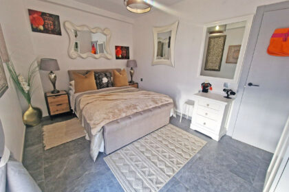 53b6a94c1b66a2a72204f22445023909 - 19