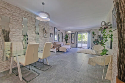 53b6a94c1b66a2a72204f22445023909 - 27