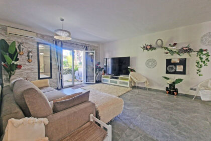 53b6a94c1b66a2a72204f22445023909 - 29