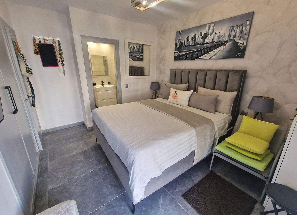 53b6a94c1b66a2a72204f22445023909 - 31